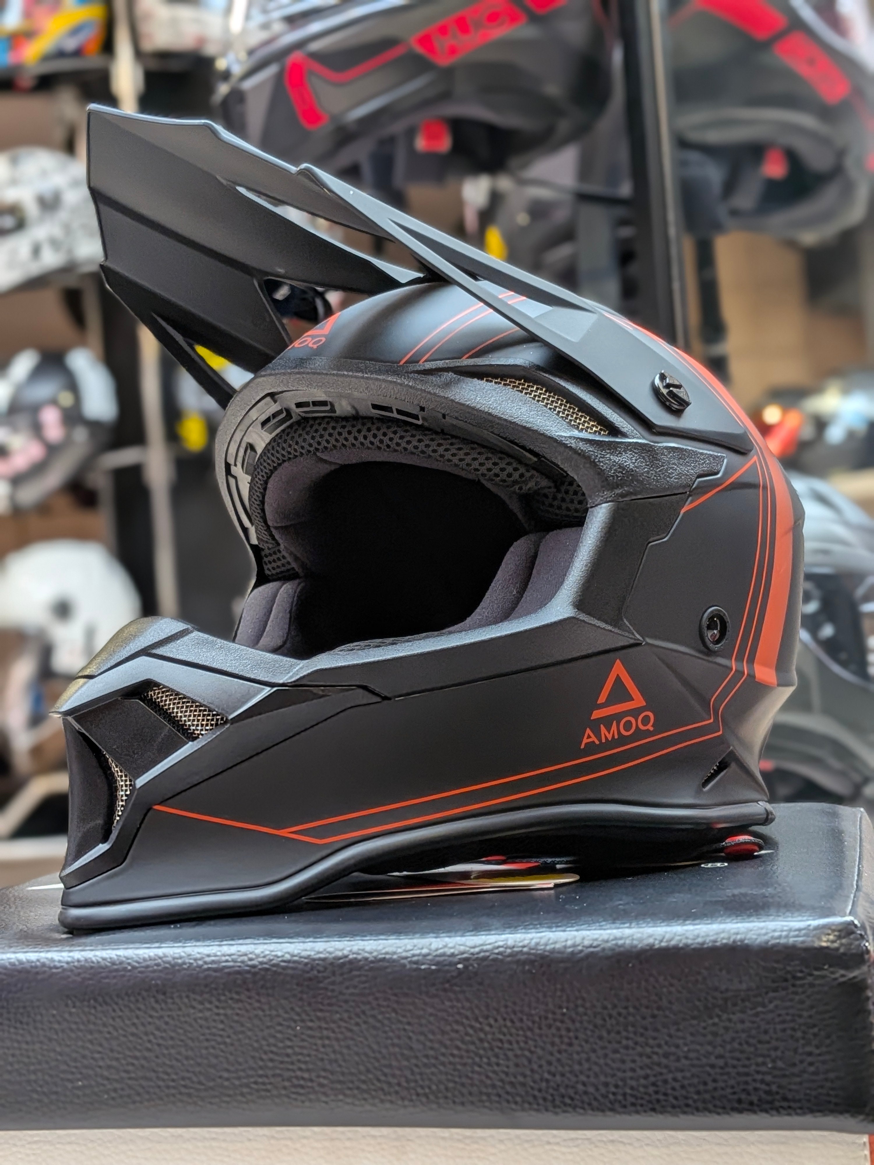 Amoq MX-Hjelm