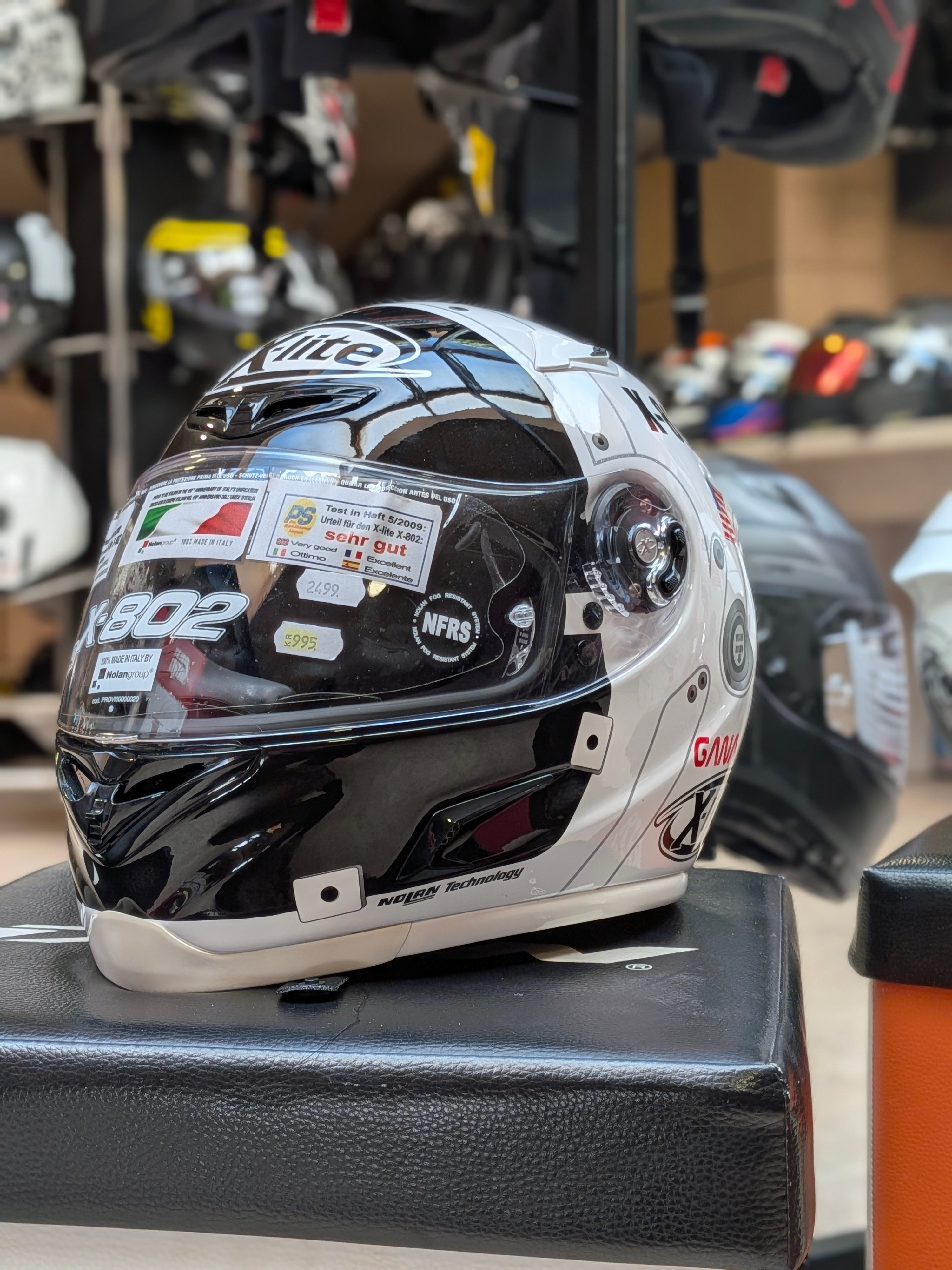 X-Lite X-802 Full-face Hjelm