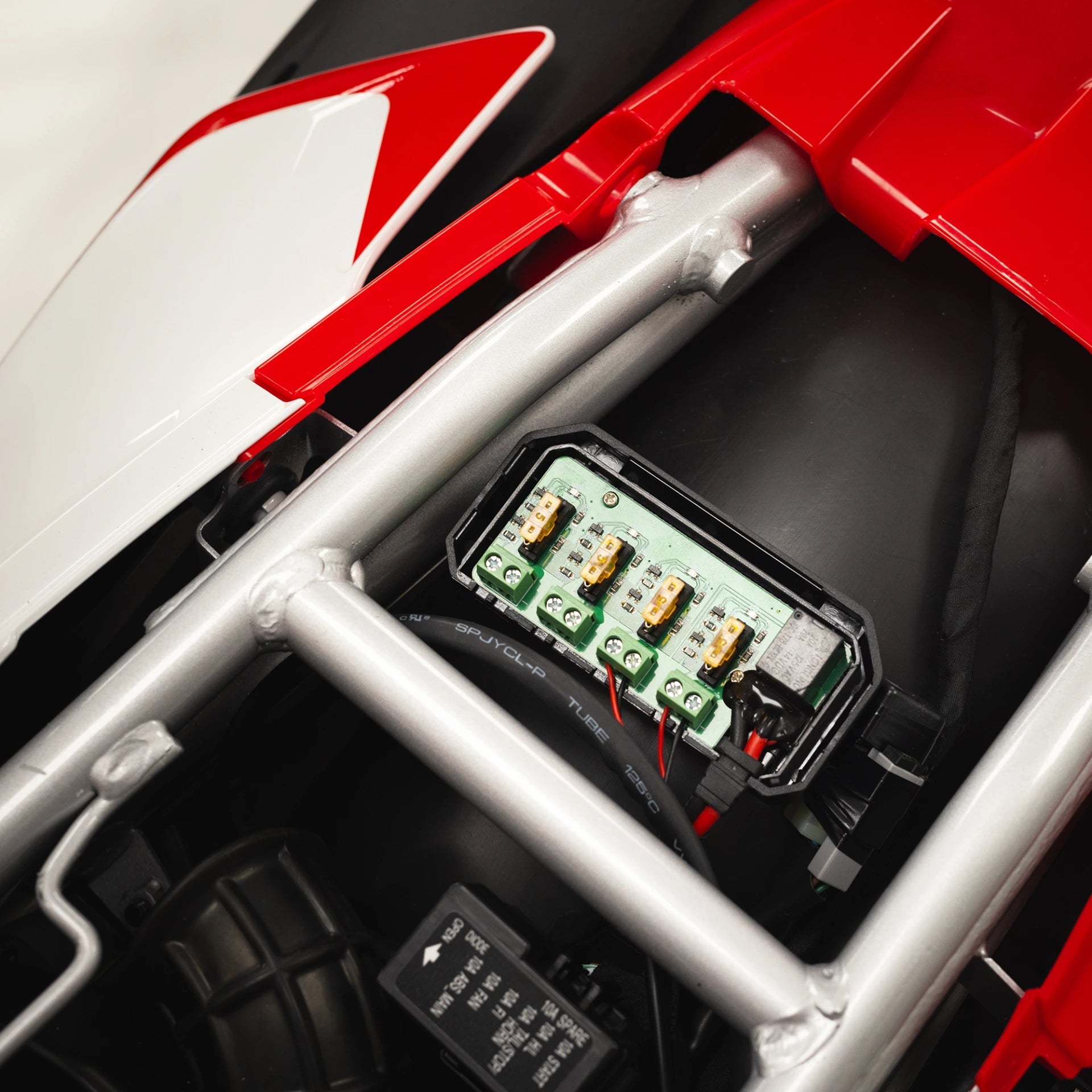 Oxford Junction Box Oxford